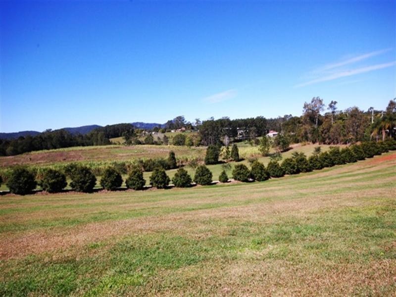 129 Gold Creek Road, North Arm QLD 4561