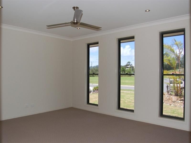 12 Burrell Avenue, Eumundi QLD 4562