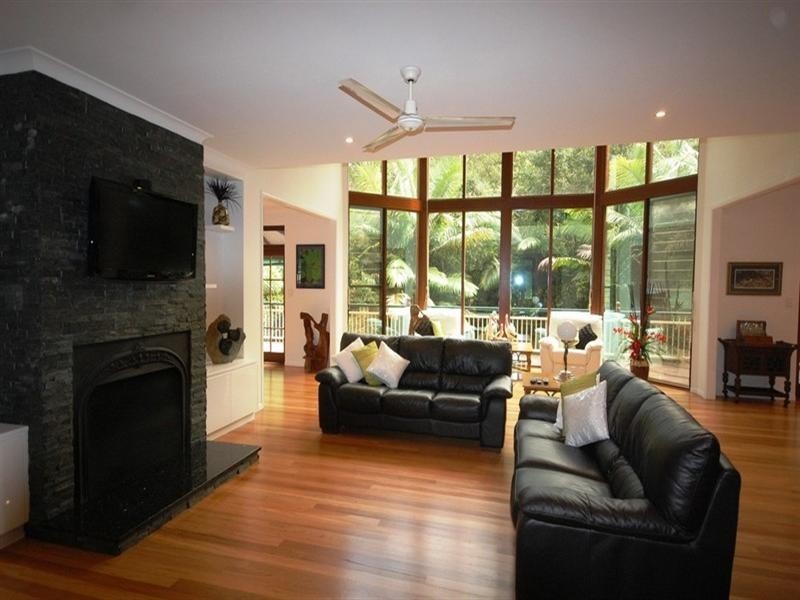 37 Tallgum Avenue, Doonan QLD 4562