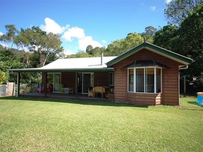 38 Gees Road, Eumundi QLD 4562