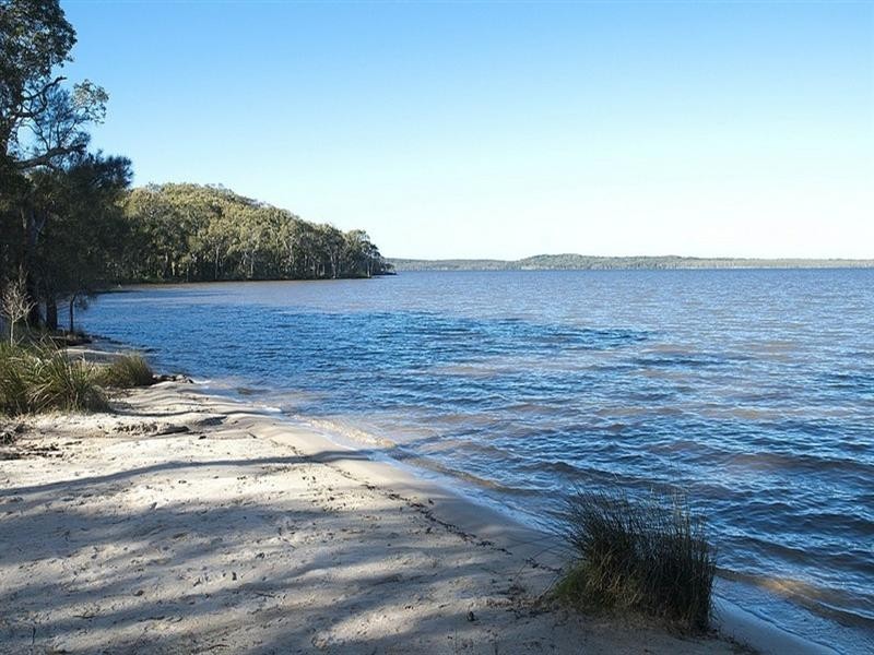 41 Lake Weyba Drive, Doonan QLD 4562