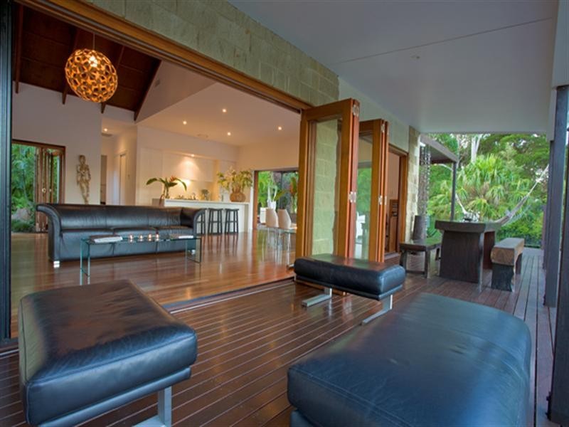 7 Smiths Road, Tinbeerwah QLD 4563