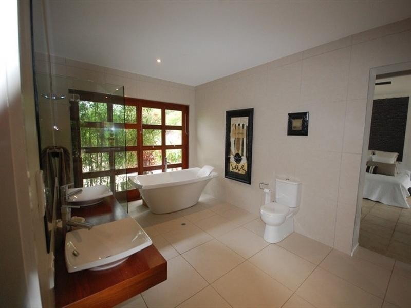 7 Smiths Road, Tinbeerwah QLD 4563