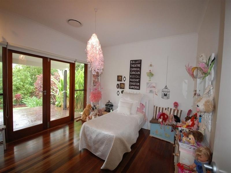 7 Smiths Road, Tinbeerwah QLD 4563