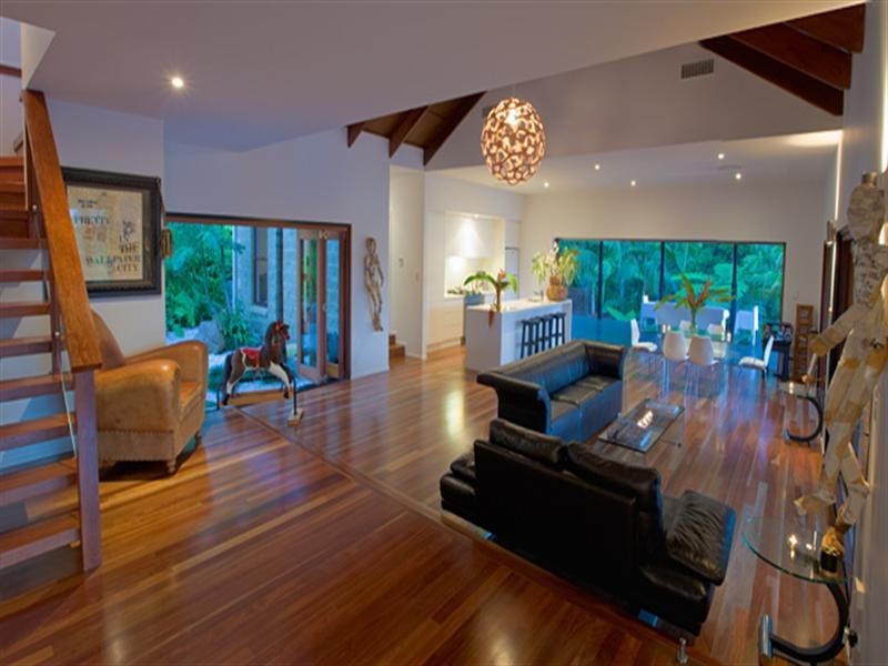 7 Smiths Road, Tinbeerwah QLD 4563