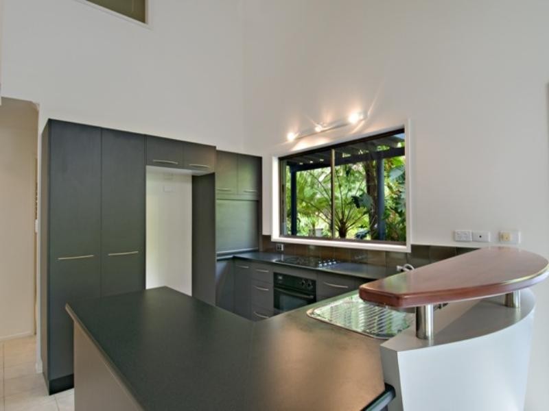 127 Sunrise Road, Tinbeerwah QLD 4563