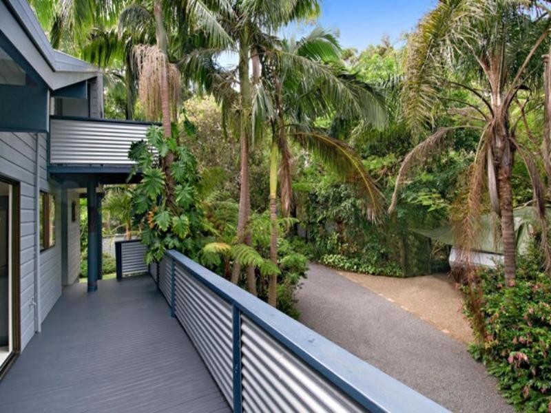 127 Sunrise Road, Tinbeerwah QLD 4563