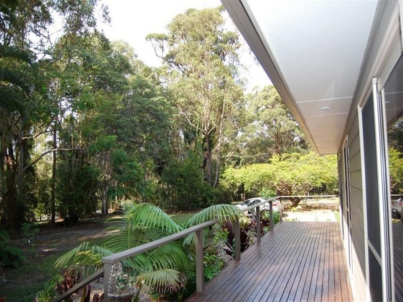8 Brookland Road, Tinbeerwah QLD 4563