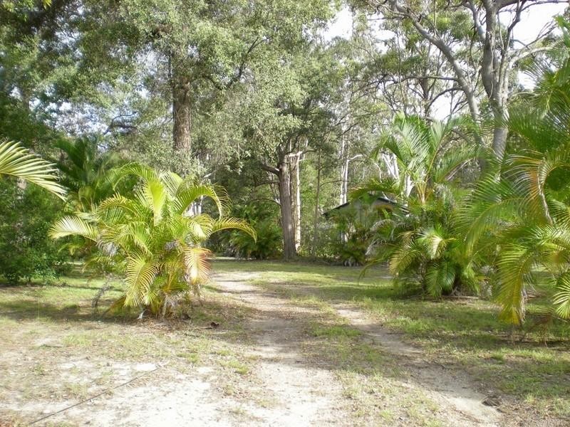 6 Harmony Court, Cooroibah QLD 4565