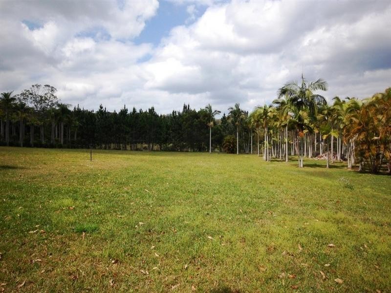 170 Wust Road, Doonan QLD 4562