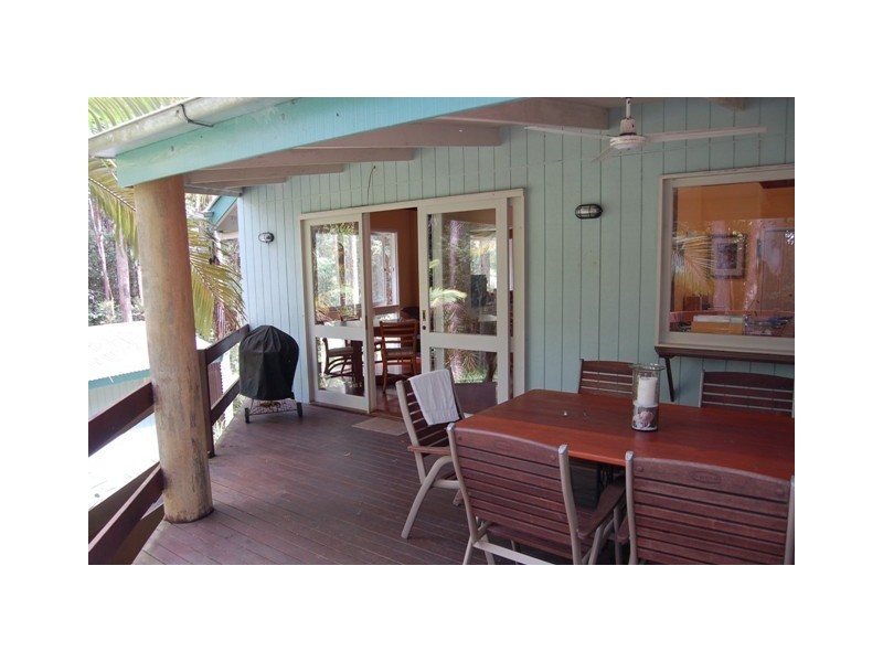 90 Wust Road, Doonan QLD 4562