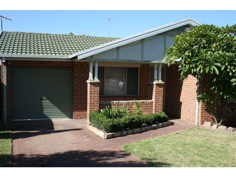 27 Adrienne Street, Glendenning NSW 2761