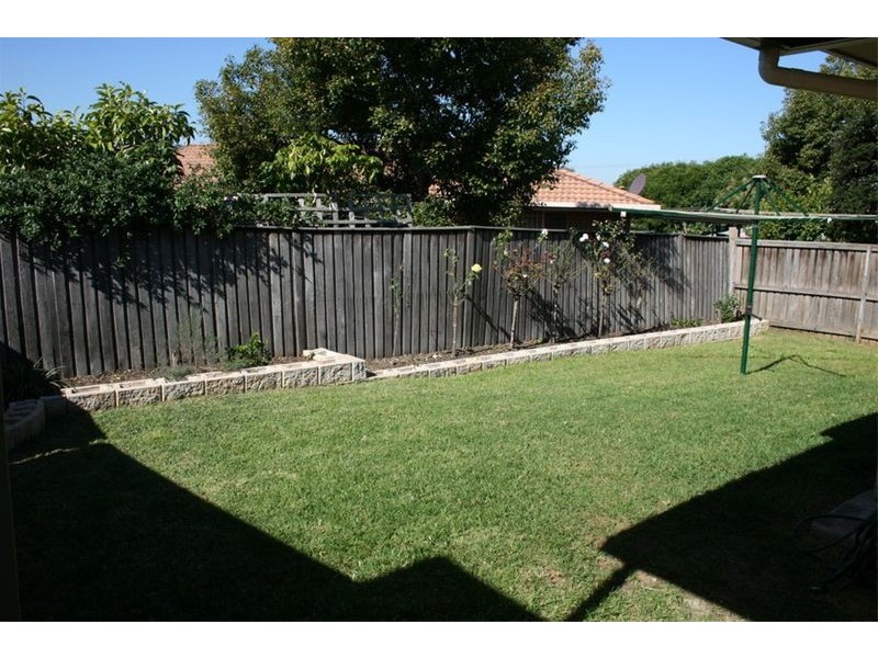 27 Adrienne Street, Glendenning NSW 2761