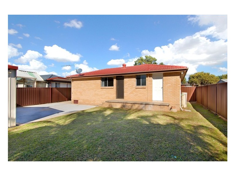 61 Wayne Street, Dean Park NSW 2761