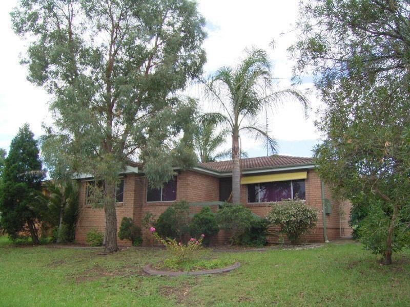 112 Hoyle Drive, Dean Park NSW 2761