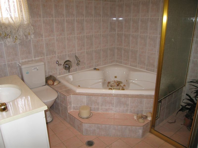 5 Weaver Street, Minchinbury NSW 2770