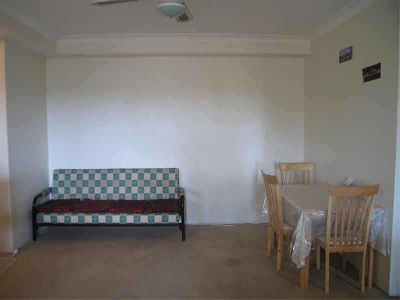 24/11 Fourth Avenue, Blacktown NSW 2148