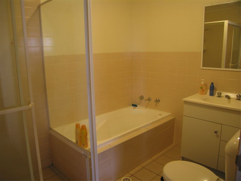 24/11 Fourth Avenue, Blacktown NSW 2148