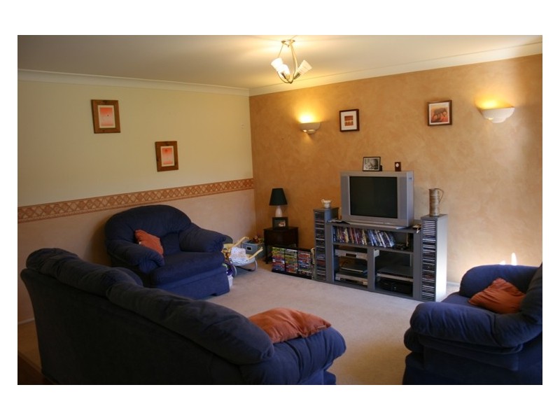 75 Summerfield Avenue, Quakers Hill NSW 2763