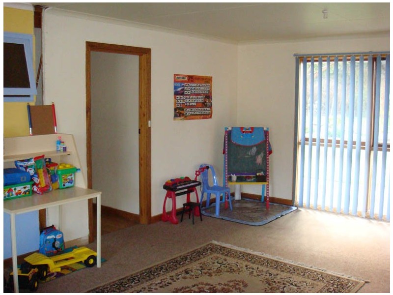 1 Peters Street, Tantanoola SA 5280