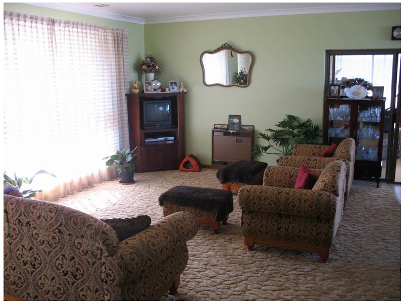 97 Meylin Street, Port Macdonnell SA 5291