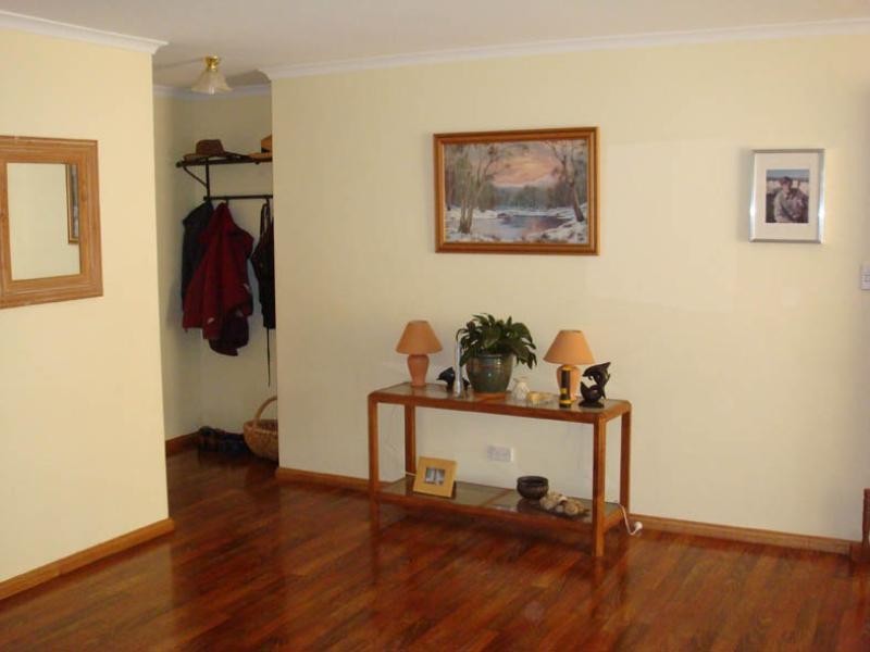 4 Harley Street, Allendale East SA 5291