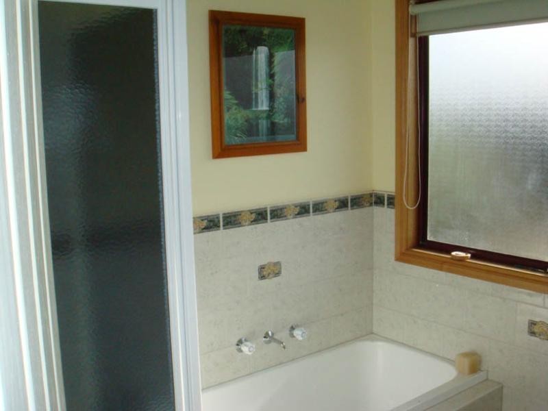 4 Harley Street, Allendale East SA 5291