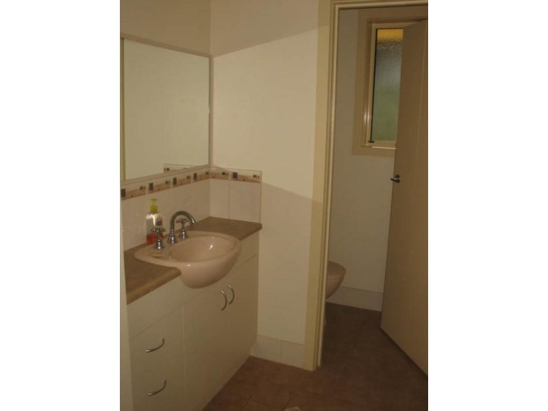 2/11 Shepherd Street, Mount Gambier SA 5291