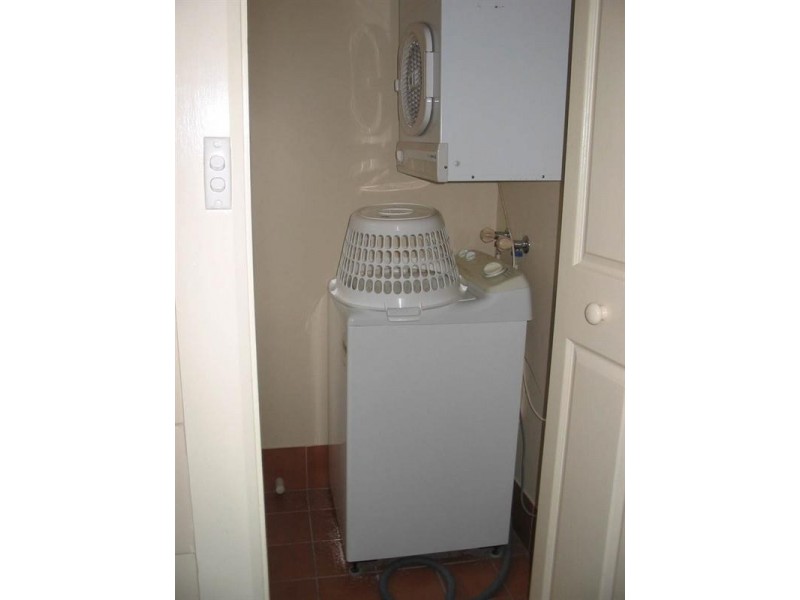 1/239 Jubilee Highway West, Mount Gambier SA 5290