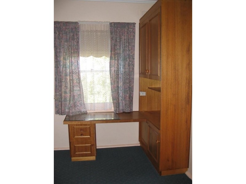 8 Mawson Avenue, Mount Gambier SA 5290