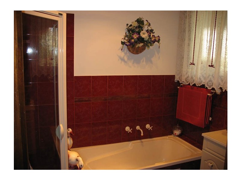 2 Glenmont Crescent, Mount Gambier SA 5290