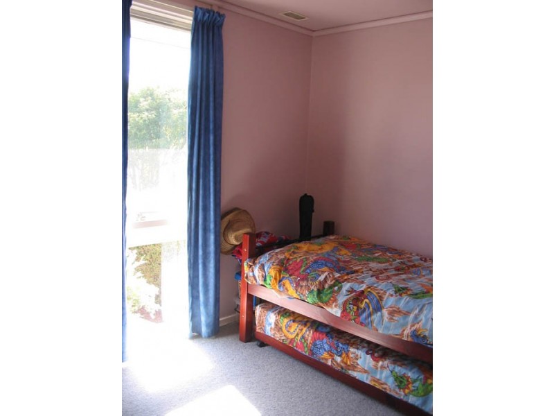 At Wynham Road, Moorak SA 5291