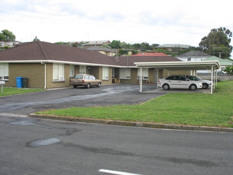 1-4/121 Penola Road, Mount Gambier SA 5290