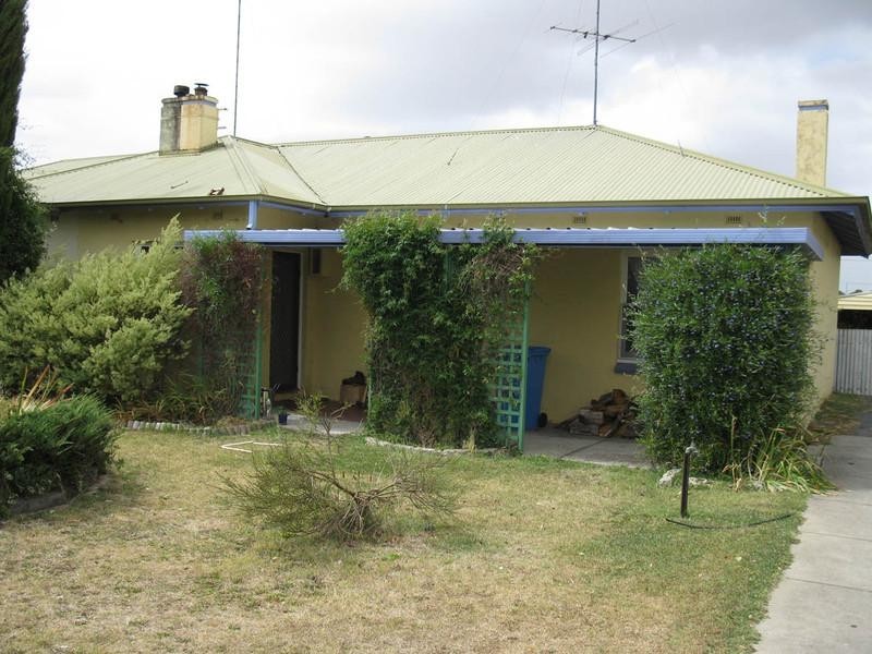 63 Pick Avenue, Mount Gambier SA 5290