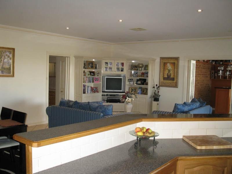 10 Hakea Street, Mount Gambier SA 5290