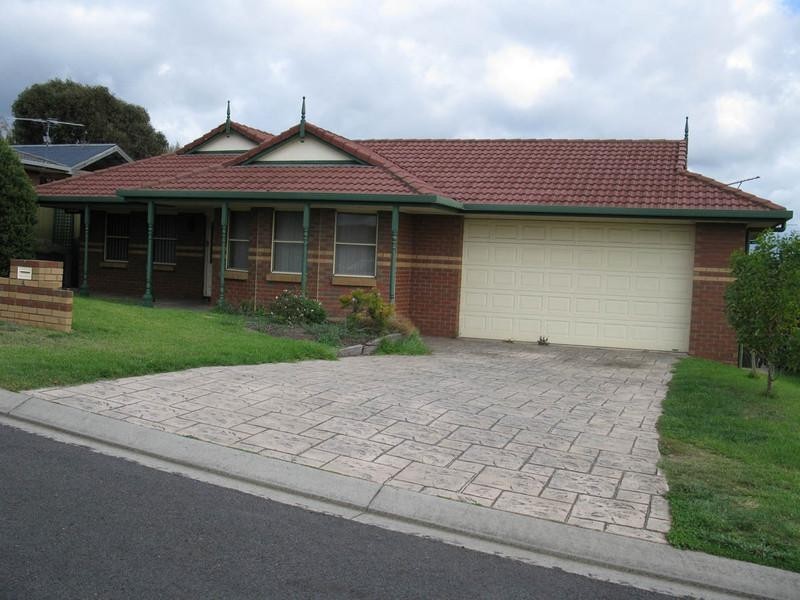 6 Shiloh Close, Mount Gambier SA 5290