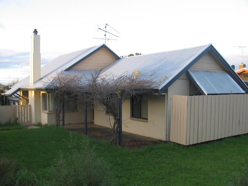 89 Lake Terrace East, Mount Gambier SA 5290