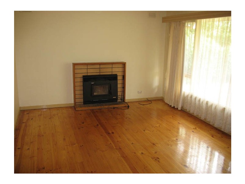 103 Wireless Road West, Mount Gambier SA 5290