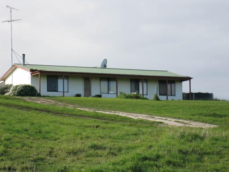 “Stratmans Farm”, Mount Gambier SA 5291