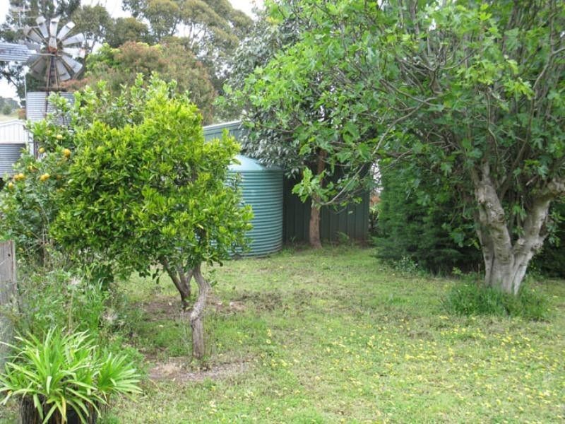 11 Egan Street, Dartmoor VIC 3304