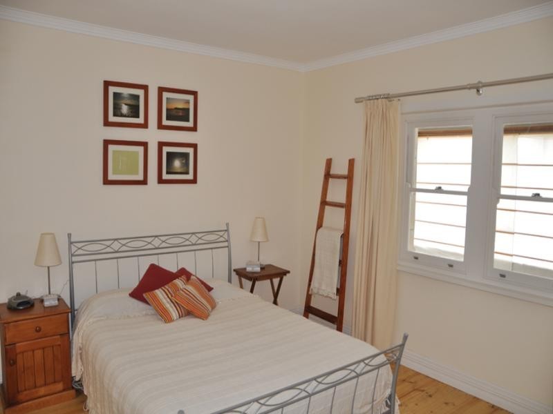 4 Compton Street, Port Macdonnell SA 5291