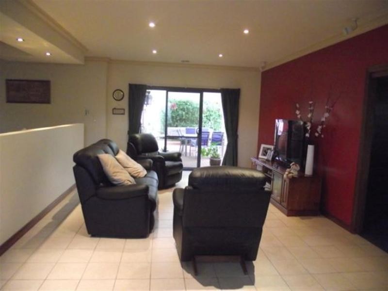 49 Dalkeith Drive, Mount Gambier SA 5290