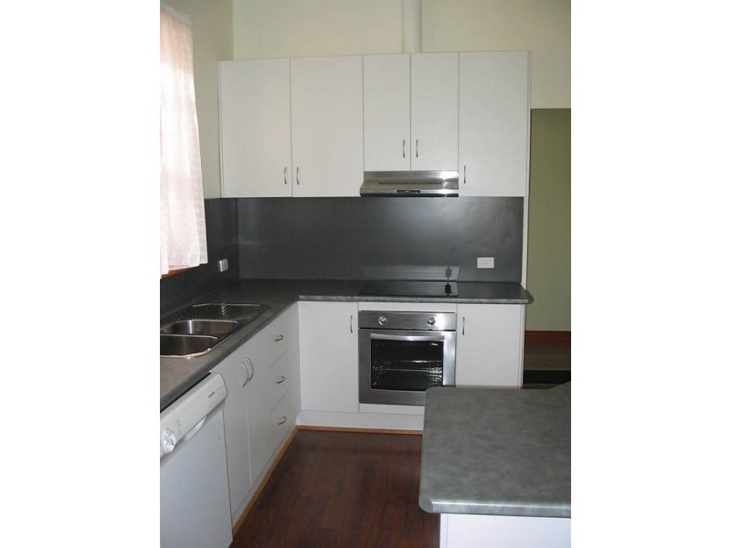 28 Montgomery Avenue, Mount Gambier SA 5291