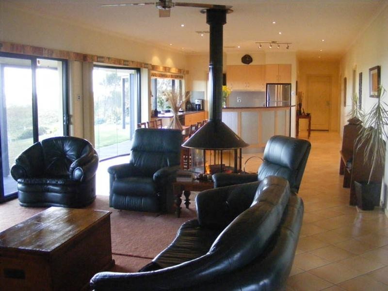 6215 Portland Road, Mount Gambier SA 5290