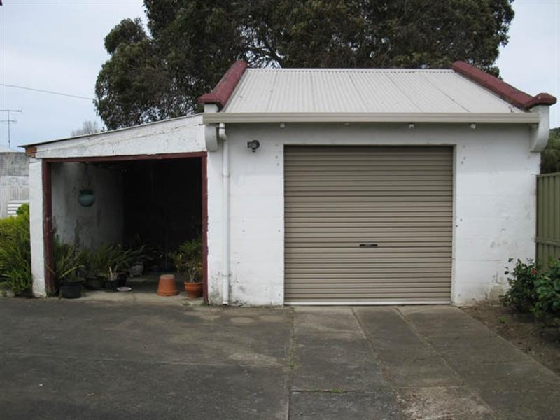17 Webb Street, Mount Gambier SA 5290
