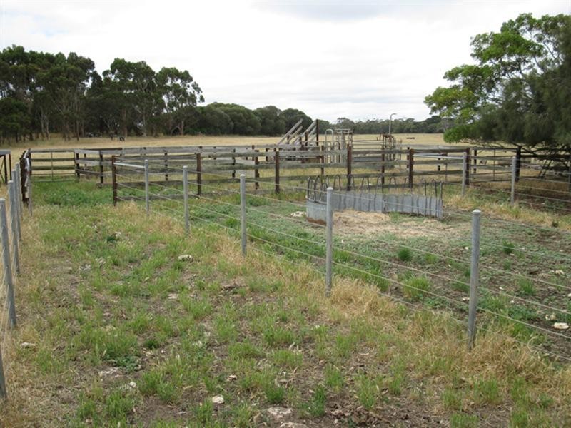 “Erivon” Magerys Lane, Thornlea SA 5280