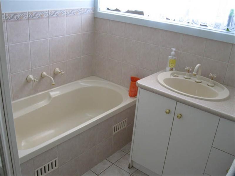 5 Twila Grove, Mount Gambier SA 5290