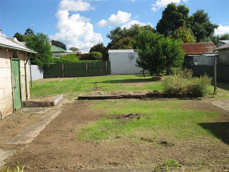 27 Wehl Street North, Mount Gambier SA 5290