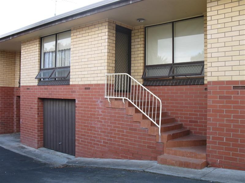 2/9 Gordon Street, Mount Gambier SA 5290