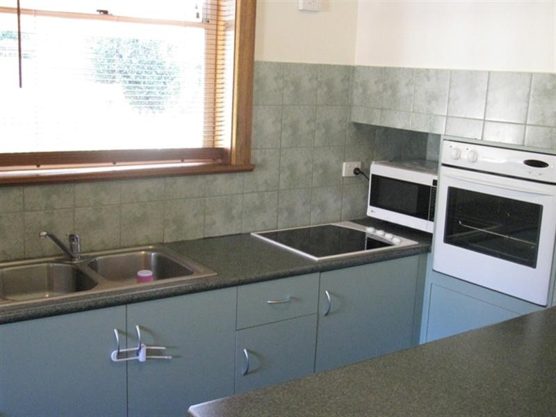 16 Holder Street, Mount Gambier SA 5290